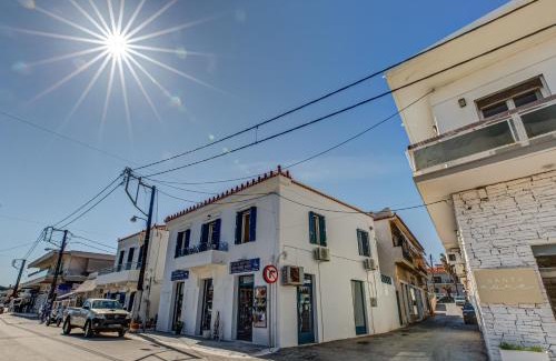 Ermionida Apartment | Andy Port House with Seaview by Goutos Properties