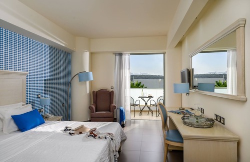 Sissi Hotel | Angela Suites Boutique Hotel