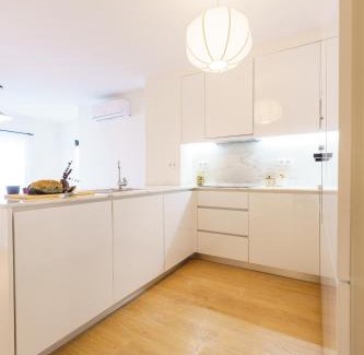 Lisbon Old Town Apartment | Anjos RC C