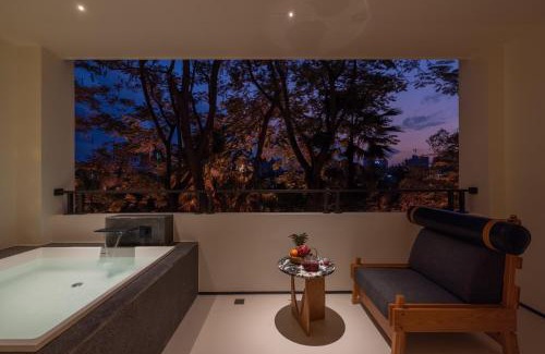 Jinghong Hotel | Anlai Rainforest Wild Luxury Hotel