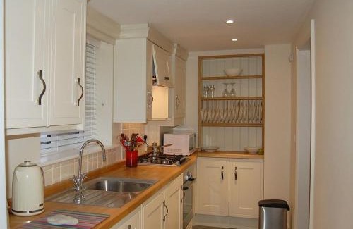 Barmouth House | Anneddle Cottage in Talybont, near Barmouth