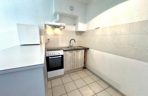 Meyras Apartment | Annexe Boullée Appartement 2 - Thermes Neyras les Bains