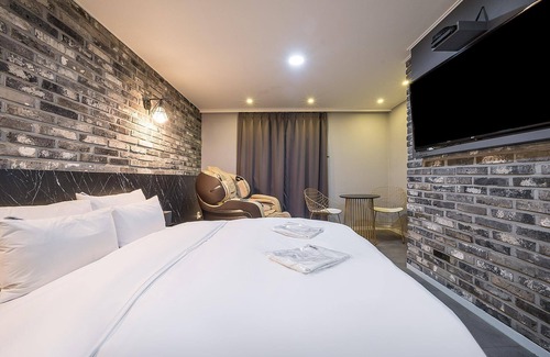 Suwon Hotel | Ansan Yogi