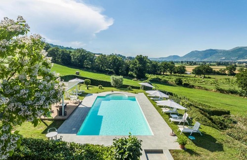 Monteluiano House | Antica Villa Castelli