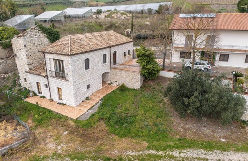 Benevento House | Antico Borgo Perrotta + Tripla