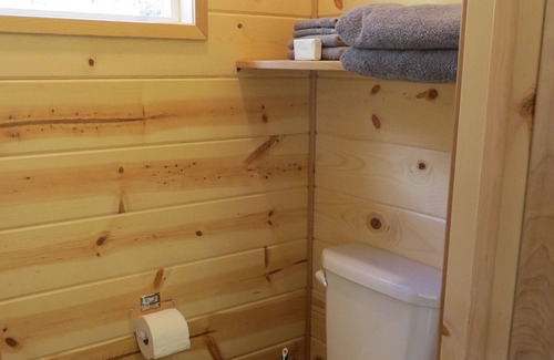 North Powder Cabin | Antone Creek Lodge, Cabin #3