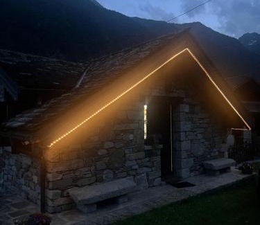 Vanzone con San Carlo Apartment | Anza Village - Steine Hüüs 1