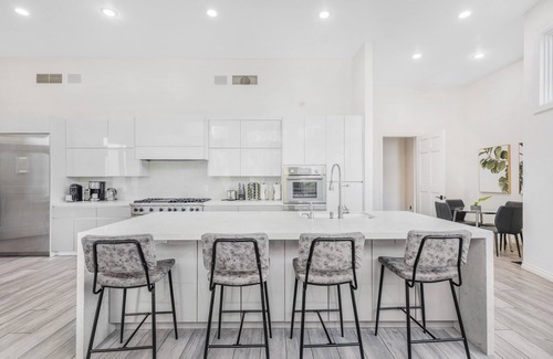 Bel Air Villa | Anzio - Contemporary Bel Air Estate with Endless Amenities