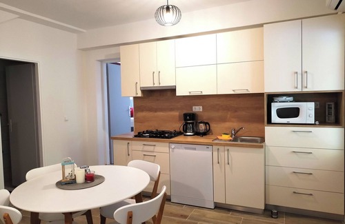 Rab Town Apartment | Apartments Jasna (65261-A4) - Supetarska Draga - island Rab