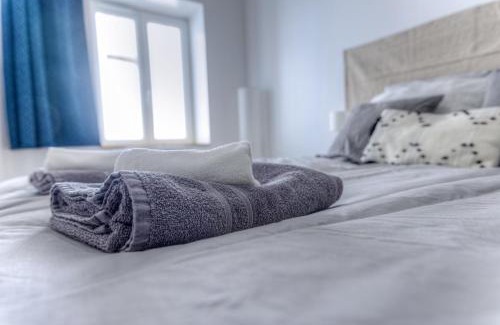 Angouleme Apartment | Apart 1 chambre rénové 2025 I Parking prive gratuit inclus I Secteur LHoumeau Gare