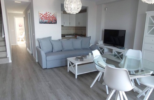 Vinaros Apartment | APART. WITH POOL FRONT SEA 50 M. BEACH 6-7 PERS.
