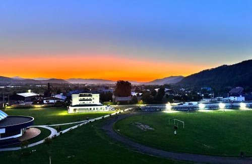 Tirgu Neamt Apartment | Apartament Fortress View