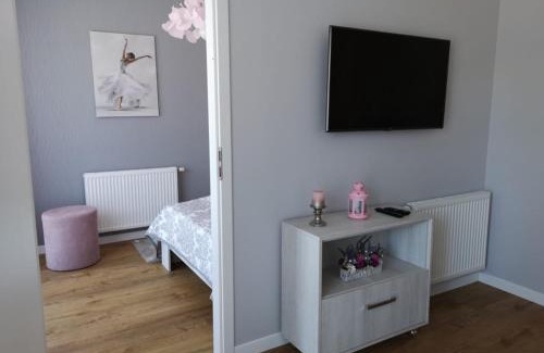 Bierutowice Apartment | Apartament Malinowy Zakątek Triventi Mountain Residence