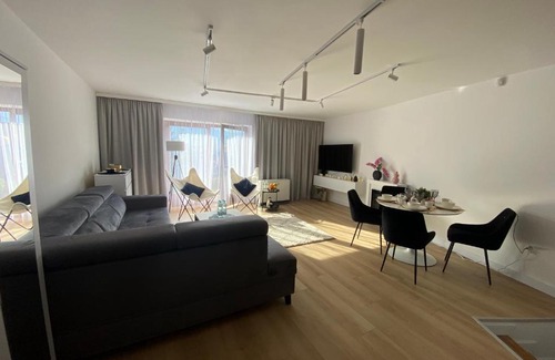 Koscielisko Apartment | APARTAMENT OKNO NA CZERWONE WIERCHY