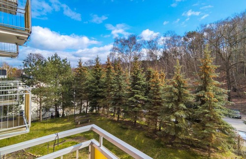 Wzgorze Swietego Maksymiliana Apartment | Apartament przy Promenadzie Nadmorskiej Polanka Redłowska Gdynia by Noclegi Renters