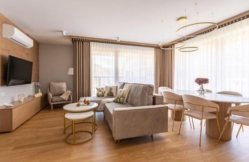 Koscielisko Apartment | Apartament VERON w Kościelisku - balkon z widokiem na góry, parking w cenie
