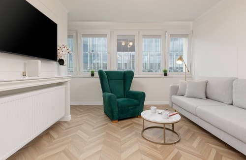 Wesola Apartment | Apartament With AC Moniuszki by Renters