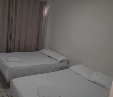 Jardim Oceania Apartment | Apartamento 2 ruas beira mar espaçoso 15 pessoas