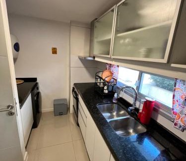 Peninsula Apartment | Apartamento amplio y luminoso en Ayres del Puerto