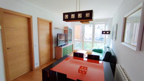 Somo Apartment | Apartamento con piscina y WIFI a 100 metros de la playa en Somo