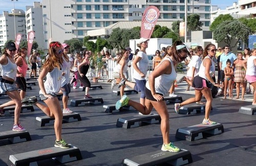 Aldoar Condo | Apartamento em Frente à Praia em Condomínio com Piscina