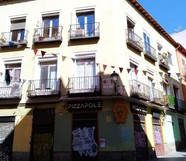 Embajadores Apartment | Apartamento HOTEL MONTAÑA LAVAPIES