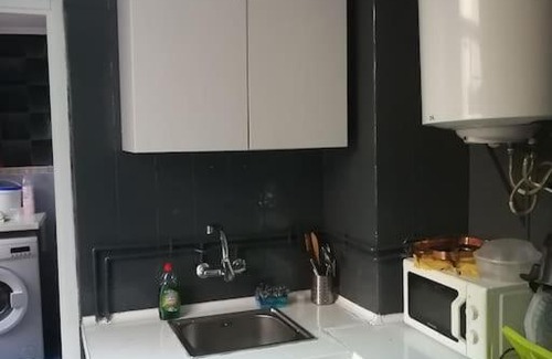 Embajadores Apartment | Apartamento HOTEL MONTAÑA LAVAPIES