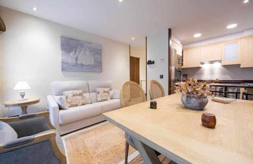 Ciudad Universitaria Apartment | Apartamento Playa de Luanco Lux