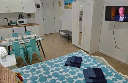 La Trinidad Apartment | APARTAMENTOS ELEMAR free luggage storage