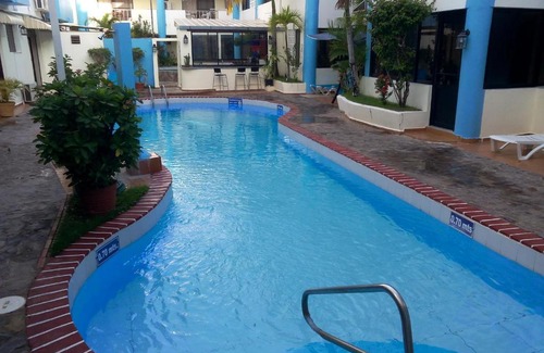 El Batey Apartment | Apartamentos in Condo Plaza Europa