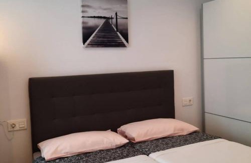 La Corredoria y Ventanielles Apartment | APARTAMENTOS MILAN 2