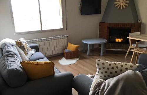 Ager Apartment | Apartaments La Pertusa 1r piso