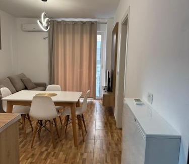 Shengjin Apartment | Apartaments Shengjin with sea view