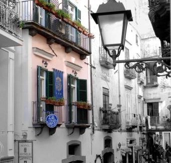 Amalfi Apartment | ApartHotel Antica Repubblica in Amalfi center at 100mt from the sea