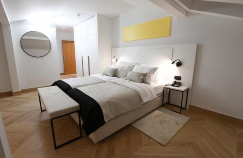 Baska Voda Hotel | Aparthotel Milenij