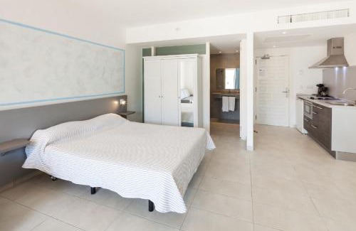 Cala Vadella Apartment | Aparthotel Puerto Cala Vadella