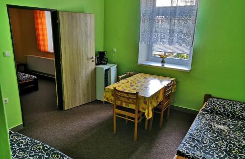 Straznice House | Apartmán TJ Jiskra Strážnice