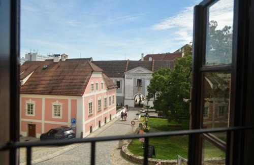 Jindrichuv Hradec Apartment | Apartmán u Zámku Jindřichův Hradec