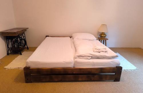 Bulovka Apartment | Apartmán v rodinném domě