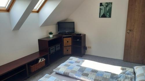 Sedlec Apartment | Apartmány 27