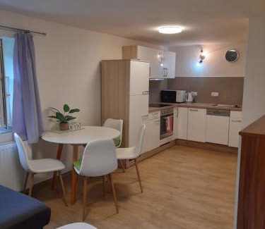 Nove Chalupy Apartment | Apartmány Míra