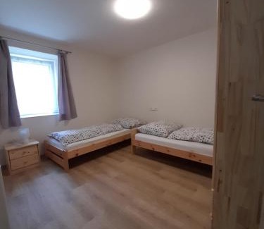 Nove Chalupy Apartment | Apartmány Míra