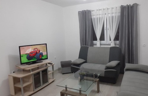Mali Radic Apartment | Apartman Dalal - with access to river Una