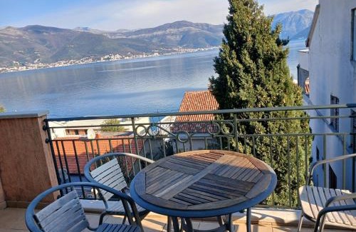Krasici Apartment | Apartman sa bazenom