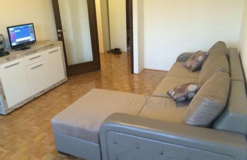 Zagreb Apartment | Apartman Sky office