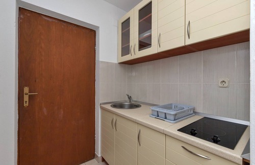 Pokrivenik Apartment | Apartment and Rooms Nikola (38301-A4) - Zastrazisce - island Hvar