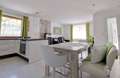 Nauders Apartment | Apartment CHALET - The Alpenblick and Outdoorlodge Nauders