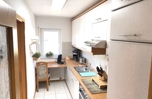 Sasbach am Kaiserstuhl Apartment | Apartment 'Schoeni' with Balcony, Wi-Fi and Air Conditioning