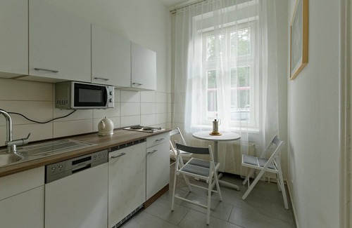 Friedrichshain Apartment | Apartment 1 near Warschauer Platz and Spree river