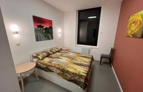 Saintes Apartment | Apartment - Abbaye aux Dames, reserved parking